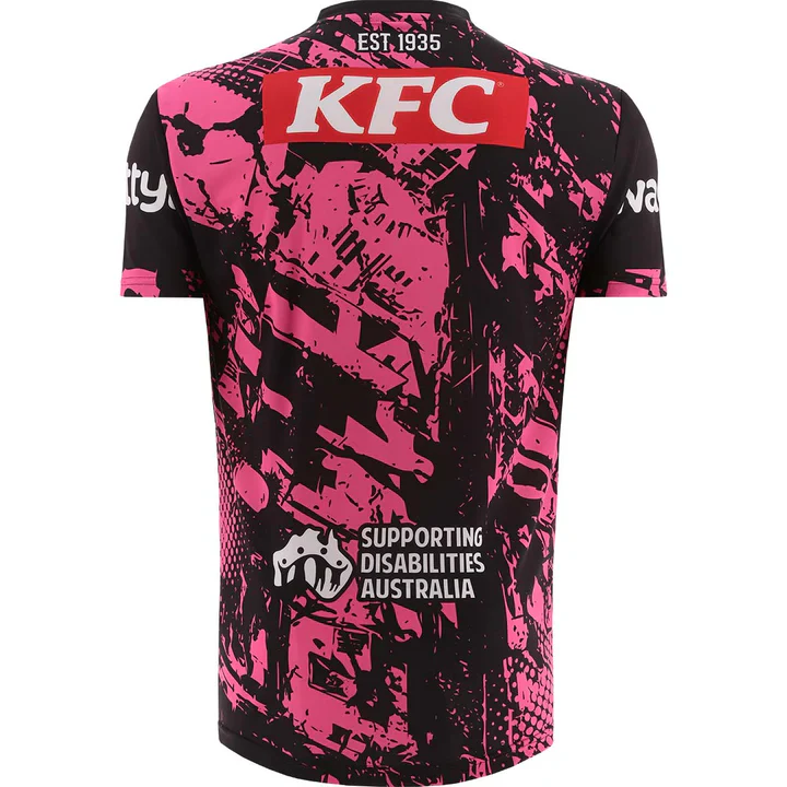 2026 Canterbury Bankstown Bulldogs Captains Run Tee (Pink) - Image 2
